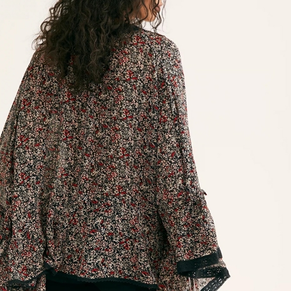 FREE PEOPLE "LOLA" KIMONO - Picture 4 of 10